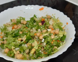 Foto del paso 2 de la receta: Ensalada de garbanzos aromatizada con albahaca