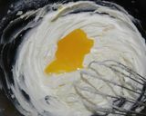 Foto langkah ke 3 dari resep Kue Sagu Keju.