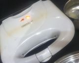 A picture of step 3 of Malai sandwich.