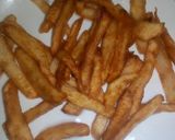 A picture of step 10 of Plain white sauce pasta 🍝 with fries 🍟.