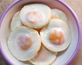 Foto langkah ke 1 dari resep Telur Ceplok Saus Inggris.