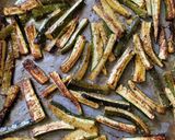 Une image de l'étape 2 de Courgettes grillées au four.