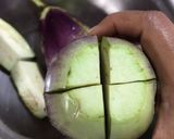 A picture of step 2 of Baingan Curry.