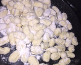 Foto del paso 5 de la receta: Ñoquis de papa con salsa de tomate