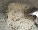 Foto langkah ke 3 dari resep Bihun Goreng.