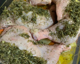 Foto del paso 3 de la receta: Pollo al horno con guarnición