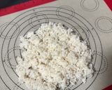 A picture of step 4 of Baked crunchy rice.