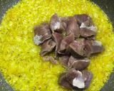 عکس مرحله 1 از دستور خورشت قیمه سیب زمینی