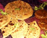 મિસ્સી રોટી (Missi Roti Recipe In Gujarati) રેસીપી સ્ટેપ7ફોટો