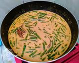 Foto langkah ke 4 dari resep Gulai Tuna Kacang Panjang.