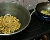 Foto langkah ke 3 dari resep Udang Api Goreng Bawang.
