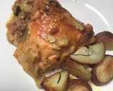 Foto del paso 5 de la receta: Pollo a la mostaza con papas al romero