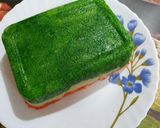 A picture of step 3 of Tricolour Semolina Burfi.