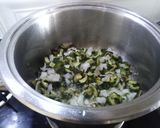 कारल्याची भाजी (karlyachi bhaji recipe in marathi) रेसिपी स्टेप 2 फोटो 