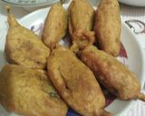 A picture of step 3 of Mirch Pakora 😃😃.