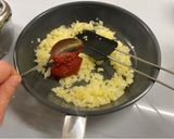 Szuper gyors sajtos-paradicsomos penne recept fázis 3 fotója