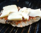 Foto del paso 3 de la receta: Milanesa a la napolitana (trampita)