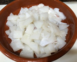 Foto del paso 2 de la receta: Fideuá con sepia y gambas