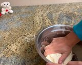 Hình bước làm 1 của món Cách nhồi bột bánh Mì bằng tay