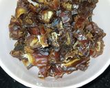 A picture of step 1 of Date & Nut Slices.