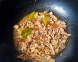 Foto langkah ke 4 dari resep Oseng Usus Ayam.