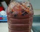 Foto del paso 2 de la receta: Licor fermentado de frutas