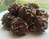Foto langkah ke 7 dari resep Bola bola coklat.