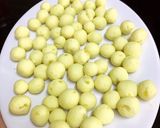 Hình bước làm 2 của món Chè Đậu Đỏ Khoai Lang Viên Nấu Nước Cốt Dừa