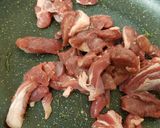 A picture of step 1 of My Balsamic Lamb Stir fry and sundried tomatoes. 😀.