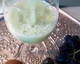 A picture of step 2 of Green fruit lemonade.