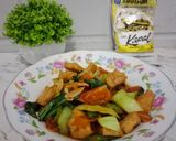 Foto langkah ke 6 dari resep Tumis Pakcoy Tahu Simple.