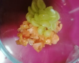 Foto del paso 3 de la receta: Ensalada con granola y queso de rulo