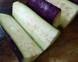 Foto langkah ke 1 dari resep Terong balado.