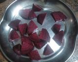 A picture of step 1 of Beetroot Lassi.