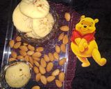 A picture of step 6 of Almond pista biscuit.