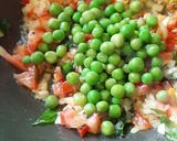 ওটস উপমা (Oats upma recipe in bengali) রেসিপি ধাপ - 2 ছবি