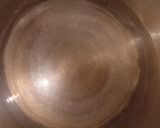 A picture of step 1 of Masala chai.