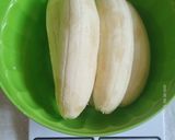 Foto langkah ke 1 dari resep Bolu Pisang Pandan Kukus No Mixer.