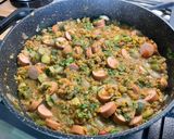 Une image de l'étape 27 de Lentilles corail aux saucisses, légumes, pistaches et coriandre.