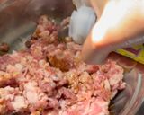 รูปขั้นตอนการทำที่ 2 ของ ต้มจืดหมูสับสาหร่าย สุดแซ่บ