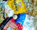 Hình bước làm 1 của món Bánh gạo nhân phô mai tokbokki Hàn Quốc sốt cay siêu ngon ^^