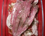 Foto del paso 2 de la receta Chicharro moteado al horno con hierbas aromáticas