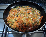 Foto del paso 4 de la receta: Pisto con langostinos