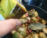 Foto del paso 5 de la receta: Alcachofas con verduritas y jamón