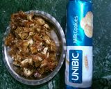 A picture of step 1 of Date biscuits role.