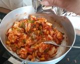 A picture of step 3 of Maggi Chinese bowl.