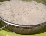 Foto langkah ke 1 dari resep Bihun goreng putih.