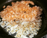 Foto del paso 3 de la receta: Solomillos de pollo albardados en salsa de champiñones