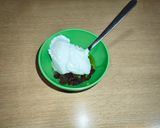 Foto del paso 2 de la receta Yogurt con uvas pasas y miel