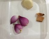 Foto langkah ke 2 dari resep Sayur sop ayam.